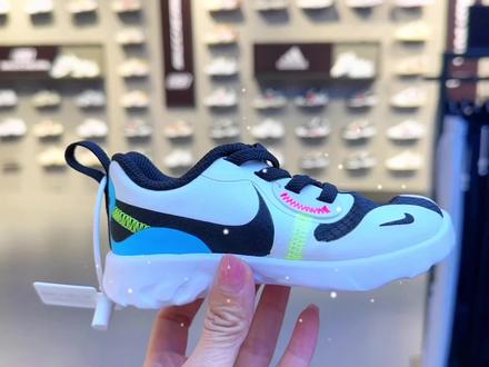 鲨鱼裤和瑜伽裤区别哪个好穿 2f06d90bab20853df073f2d3c7e71187~tplv-dy-resize-origshort-autoq-75:330.jpeg?biz_tag=pcweb_cover&from=3213915784&s=PackSourceEnum_AWEME_DETAIL&sc=cover&se=false&x-expires=2012454000&x-signature=DC0RYp8HX7XIgPO5oHsZuLrnXuI%3D