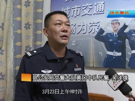 老王带小李最新视频 5d19d9d780bdf09ad81d4469fd4322d8~tplv-dy-resize-origshort-autoq-75:330.jpeg?biz_tag=pcweb_cover&from=3213915784&s=PackSourceEnum_AWEME_DETAIL&sc=cover&se=false&x-expires=2007543600&x-signature=3thGQNEetJCibqQQfYSPM9KbVas%3D