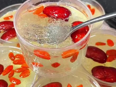 苹果怎么做好喝的饮品 9ffe1d71523895079c3b1acbaeabaff0~tplv-dy-resize-origshort-autoq-75:330.jpeg?biz_tag=pcweb_cover&from=3213915784&s=PackSourceEnum_AWEME_DETAIL&sc=cover&se=false&x-expires=2006798400&x-signature=9gtRFlK8i9TN%2BQcSJ7Wrf1Ae8OU%3D