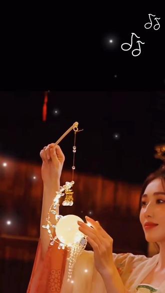 玲珑局电视剧片段 0004ec50467a4f2cbe89cf4d9ad7ea0a_1694711793~tplv-dy-resize-origshort-autoq-75:330.jpeg?biz_tag=pcweb_cover&from=3213915784&s=PackSourceEnum_AWEME_DETAIL&sc=cover&se=false&x-expires=2010664800&x-signature=x9zjM9dlhSMwOvJOwGfWSF0q6%2Bc%3D