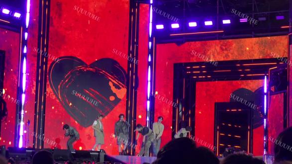 加沙地带北部一学校遭袭已致27人死亡 2ca38b0e950b4cb69930acec44338059_1696853621~tplv-dy-resize-origshort-autoq-75:330.jpeg?biz_tag=pcweb_cover&from=3213915784&s=PackSourceEnum_AWEME_DETAIL&sc=cover&se=false&x-expires=2012778000&x-signature=tH7r%2FaHQx3BJhgGXBizFgO6MDyA%3D