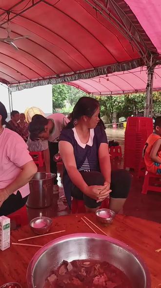 vivo x80或将发布价格多少 355d57349d854bf18e0c87890a001077_1691999899~tplv-dy-resize-origshort-autoq-75:330.jpeg?biz_tag=pcweb_cover&from=3213915784&s=PackSourceEnum_AWEME_DETAIL&sc=cover&se=false&x-expires=2007745200&x-signature=B6PQShuXDJu5fy4rWIZUhlVYmMQ%3D