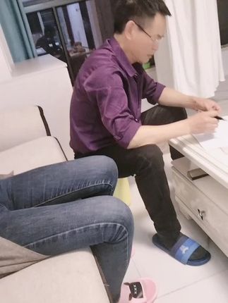 小白兔怎么画的简单又漂亮 53147f547ac9411ba515f003c40cd0e4~tplv-dy-cropcenter:323:430.jpeg?x-expires=1974438000&x-signature=%2FxqaooC0m377oOSRLwv9sFxgsy0%3D&from=4257465056&s=PackSourceEnum_PUBLISH&se=true&sh=323_430&sc=cover&biz_tag=pcweb_cover&l=021659080616667fdbddc0200fff0030a92c913000000ad1753ea