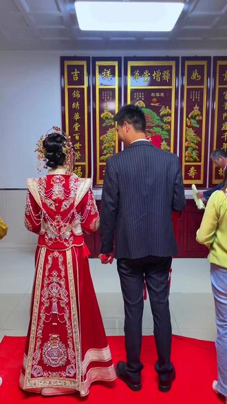 今日新闻播报稿2分钟 dc7b619ee2fd41babedc46bfecf68cea_1695341641~tplv-dy-resize-origshort-autoq-75:330.jpeg?biz_tag=pcweb_cover&from=3213915784&s=PackSourceEnum_AWEME_DETAIL&sc=cover&se=false&x-expires=2012043600&x-signature=CfNQhzIjFrmM8GnHdAV%2F%2FQwX4UA%3D