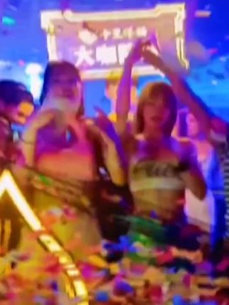 免费试用网站怎么赚钱 f84b8e4cf22e4db1addf126df8004106_1685106171~tplv-dy-cropcenter:323:430.jpeg?biz_tag=pcweb_cover&from=3213915784&s=PackSourceEnum_PUBLISH&sc=cover&se=true&sh=323_430&x-expires=2000718000&x-signature=aLvov2t%2FhntJTkfY%2BUjfZJH7x1s%3D