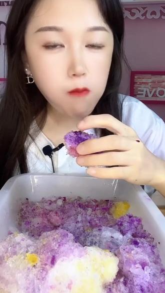 有没有推荐的电视剧看一下 f9a7d2598dc34ec6a5efafb82548fff9_1695166611~tplv-dy-resize-origshort-autoq-75:330.jpeg?biz_tag=pcweb_cover&from=3213915784&s=PackSourceEnum_AWEME_DETAIL&sc=cover&se=false&x-expires=2012648400&x-signature=QuMkecXokc9qALDpjAGgElYeKSg%3D