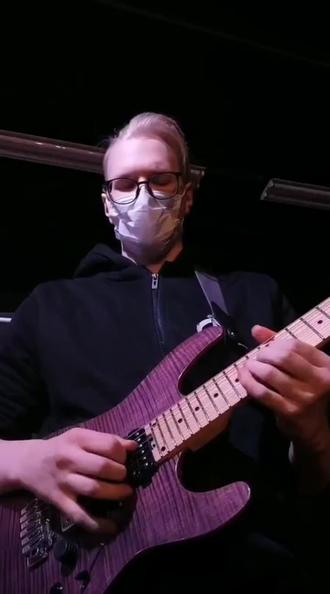 棉服是怎么制作的 o4RBlFCos4uUACGf6KQs7oAR5HQO2BfPgVHf9m~tplv-dy-resize-origshort-autoq-75:330.jpeg?biz_tag=pcweb_cover&from=3213915784&s=PackSourceEnum_AWEME_DETAIL&sc=cover&se=false&x-expires=2011280400&x-signature=qef0TjpqOzaa946LzzDoaa3oCHU%3D