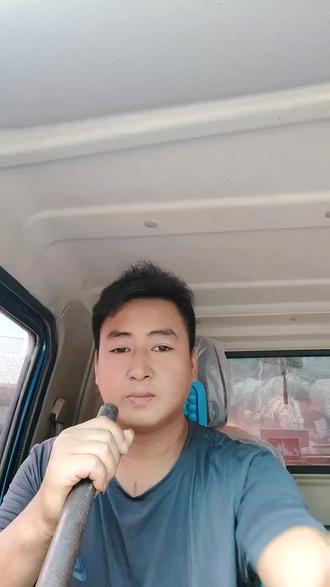 抖音直播真人不出镜有影响吗 oAIzkfBG51AoAB9WEsWA4ZEAhbCy9AUEQgNf9C~tplv-dy-resize-origshort-autoq-75:330.jpeg?biz_tag=pcweb_cover&from=3213915784&s=PackSourceEnum_AWEME_DETAIL&sc=cover&se=false&x-expires=2010747600&x-signature=ql7axN%2FTwyci6T3ykrlnT2i6RFQ%3D