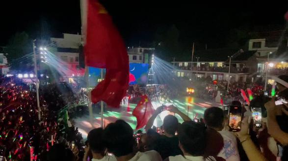 好一点的投资项目 oAWeIchPsgV0XiDIA0dW0XgEztAxfABvXBgyWI~tplv-dy-resize-origshort-autoq-75:330.jpeg?biz_tag=pcweb_cover&from=3213915784&s=PackSourceEnum_AWEME_DETAIL&sc=cover&se=false&x-expires=2008065600&x-signature=98F7jBvRQfSER0bU8HRoh5KboYM%3D