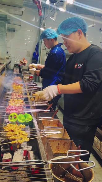 徒步旅行线路图 oM6UZeyADQIIg2HUuebhilMA9jFclnDuADDJBM~tplv-dy-resize-origshort-autoq-75:330.jpeg?biz_tag=pcweb_cover&from=3213915784&s=PackSourceEnum_AWEME_DETAIL&sc=cover&se=false&x-expires=2011942800&x-signature=IzS4mH%2FOd3FdQbf1Cr3lpwnLHD4%3D