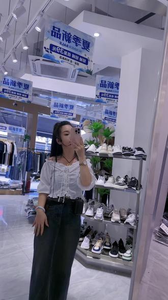 免费游戏推荐女生不需要登录 ocfBiCmeify3SEBifCYgnzen7AewAtTAgeAAeA5~tplv-dy-resize-origshort-autoq-75:330.jpeg?biz_tag=pcweb_cover&from=3213915784&s=PackSourceEnum_AWEME_DETAIL&sc=cover&se=false&x-expires=2010956400&x-signature=imiumSyfc4p%2FGPaBQFYksN4cinw%3D