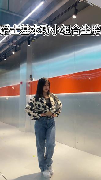 小火箭编程作品 og0EBmtPDeAycRDAI7FnGeuRwegETEKjIBXbC2~tplv-dy-resize-origshort-autoq-75:330.jpeg?biz_tag=pcweb_cover&from=3213915784&s=PackSourceEnum_AWEME_DETAIL&sc=cover&se=false&x-expires=2012263200&x-signature=VIbr6MH%2FmR8%2Fdxh5A6RFDHeAMhw%3D