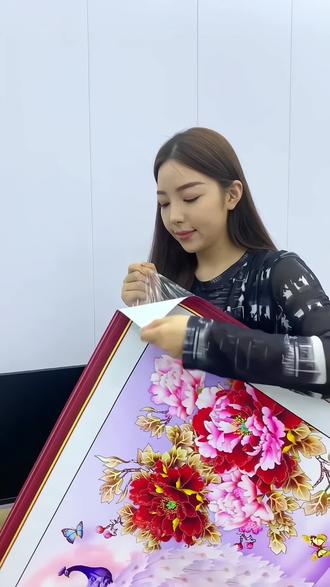 自贴墙贴画 ogEHG7CJzudve8K8npDn8ABBErBbAifnCIrfD3~tplv-dy-resize-origshort-autoq-75:330.jpeg?biz_tag=pcweb_cover&from=3213915784&s=PackSourceEnum_AWEME_DETAIL&sc=cover&se=false&x-expires=2007795600&x-signature=eQcOz4JvS2PbUapTrx73ppYlgWU%3D