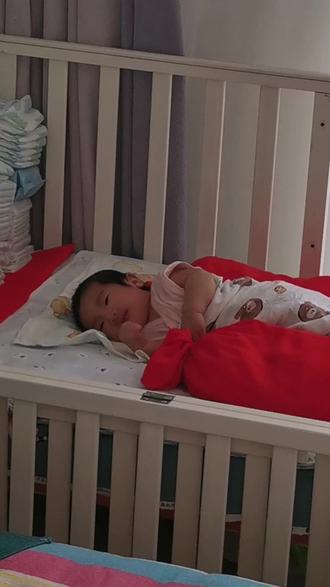 拍照感觉自己的头是歪的 ogo9y0D28L9KklC7AvuaeTgInbAE8ACfUB5kvQ~tplv-dy-resize-origshort-autoq-75:330.jpeg?biz_tag=pcweb_cover&from=3213915784&s=PackSourceEnum_AWEME_DETAIL&sc=cover&se=false&x-expires=2009217600&x-signature=5b%2FXahfpUIEUazl5UcMpFgdE%2F1g%3D