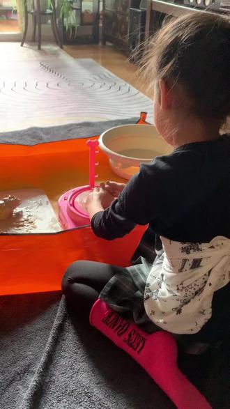 灯笼手工制作过程视频 ogsEDIYzgAAVAWGKefNFbyzBYBkJYhATL5vZCj~tplv-dy-resize-origshort-autoq-75:330.jpeg?biz_tag=pcweb_cover&from=3213915784&s=PackSourceEnum_AWEME_DETAIL&sc=cover&se=false&x-expires=2012220000&x-signature=k2OAUyYvKaknqF5D2XLmaxbp%2BxA%3D