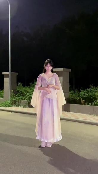 衣服贵阳哪里买 okLbklwmDfLaAeT40BDIGgAUr22DB4nQAQsb9D~tplv-dy-resize-origshort-autoq-75:330.jpeg?biz_tag=pcweb_cover&from=3213915784&s=PackSourceEnum_AWEME_DETAIL&sc=cover&se=false&x-expires=2010765600&x-signature=ZAKO5C%2FCV3mwkAIQ68SZX4rU4S8%3D