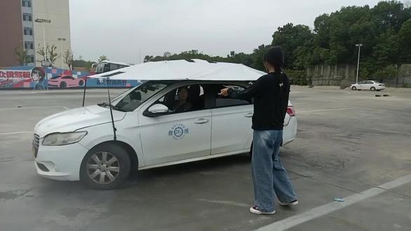 怎么驾驶摩托车教学 okNaBbBH7EE2bqx0mADMegPIQAfK4JPcLIfB5C~tplv-dy-resize-origshort-autoq-75:330.jpeg?biz_tag=pcweb_cover&from=3213915784&s=PackSourceEnum_AWEME_DETAIL&sc=cover&se=false&x-expires=2012461200&x-signature=RiLWbbjCyNq8T62fFs67rGR00fo%3D