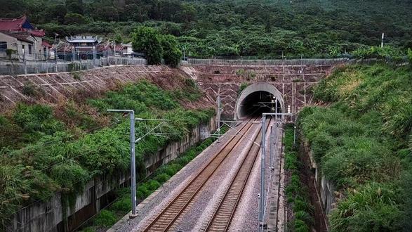 ipad air 5键盘是直接带的吗 okukllpO7AJ2I9NogI8S36DntbBfunuDAABmeQ~tplv-dy-resize-origshort-autoq-75:330.jpeg?biz_tag=pcweb_cover&from=3213915784&s=PackSourceEnum_AWEME_DETAIL&sc=cover&se=false&x-expires=2010099600&x-signature=tJQwGkMkgc8FNCiQGa8sgEMz6I0%3D