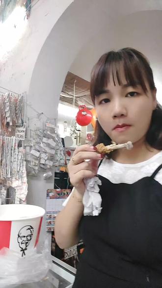 装修墙壁贴砖视频 okzlhThdgINeAE9PyTInpzfZAkAuN0NhB6BBzj~tplv-dy-resize-origshort-autoq-75:330.jpeg?biz_tag=pcweb_cover&from=3213915784&s=PackSourceEnum_AWEME_DETAIL&sc=cover&se=false&x-expires=2008713600&x-signature=uUYhafN1pt6ut6XyoJ3zdMtswZY%3D