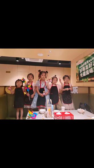 好养的平价猫咪 ooQDmluAfBbwGg9qzHgAA8DAa4nedCEk9b87UD~tplv-dy-resize-origshort-autoq-75:330.jpeg?biz_tag=pcweb_cover&from=3213915784&s=PackSourceEnum_AWEME_DETAIL&sc=cover&se=false&x-expires=2010524400&x-signature=rm71sdHvAfol7CBN2GaPFpiWRtQ%3D