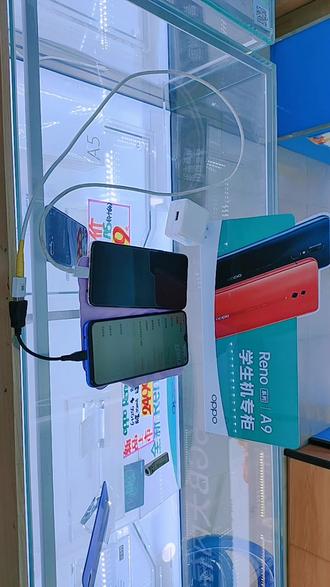 OPPO A9行走中的充电宝!支持反向充电!功能强大的不得了,宝宝再也不担心自己的手机没电了