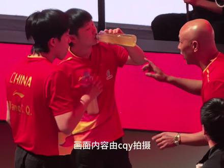 🦁:我下的蛋都是散的
🦈:得用鸡下的#孙颖莎#王楚钦