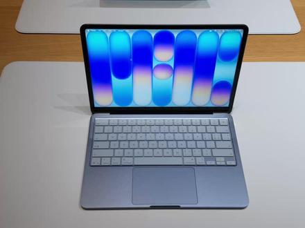 粉色的 MacBook Neo 来了,这谁扛得住啊!