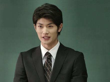 15年前的日剧好敢拍!各种纠缠和狗血的恋情。 《你教会了我什么最重要》
#青年创作者成长计划 #日剧 #三浦春马 #户田惠梨香 #武井咲