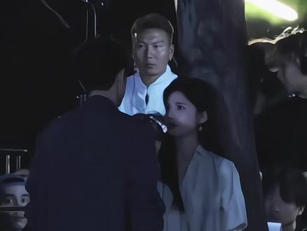 天呐!孟弗渊好会亲
#雾里青#李现