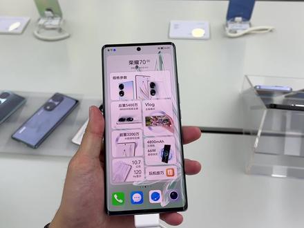 荣耀70标准版上手体验!有一说一拍照有点拉胯了,建议Pro起买? #科技改变生活 #数码科技 #华为手机 #电子产品 #科技 #数码 #荣耀70 #测评体验