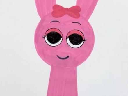 姐姐和妹妹比赛画节奏盒子的平基 ,你们觉得谁画得好看?#亲子手工 #快来看我画的简笔画 #节奏盒子#简笔画 #儿童画