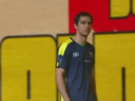 #乒乓球 #运动员 混双新奇的出场方式,每组搭档都忍不住笑,怎么最后一组实力这么强,一点没笑呢?#莎头#孙颖莎#王楚钦