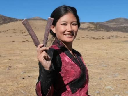 有朋友质疑我的牛肉干是假的,里面有白色的毛线😂😂😂出一个可能会遭到被黑的视频教大家怎么分辨。