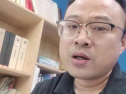 聊聊后浪showroom 自己浅薄的看法,各抒己见,讲的不对见谅啊各位大佬#南油 #服装店日常 #后浪 #设计师 #服装设计