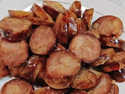 又到了灌香肠的季节了,自己灌的风干香肠,好吃又放心#风干香肠的做法#自制肉肠的做法#地方特色美食