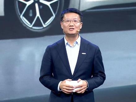 长安汽车正式发布“全球混动中国方案”——蓝鲸超擎混动,城区油耗迈入“2L”时代,开启燃油车新篇章。该技术以“油电并重、智慧交融”为核心,带来省、劲、静、可靠四大优势,为用户提供不充电、低油耗、强动力的全新混动体验。#蓝鲸超擎全球混动中国方案 #蓝鲸超擎城区油耗2L时代 #长安蓝鲸超擎混动 #长安汽车