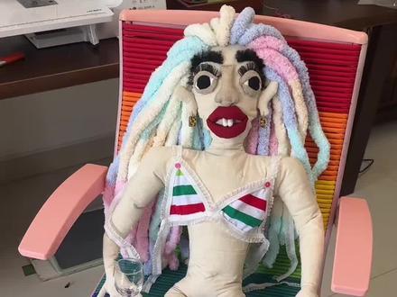 来自山西的宝宝定制的阿贝贝正在制作中……#变漂亮 #手办 #抽象玩偶#优雅气质 #玉芬