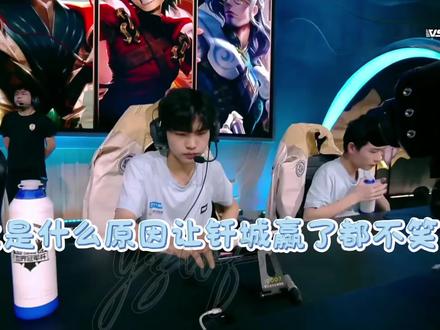 我就一直活在以前..
#钎九