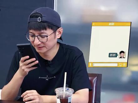 46岁独居李维嘉洁癖严重,朋友来得随时擦鞋底,一直干活像军训