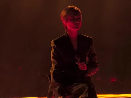 深圳限定【偷偷爱你】
#李宇春
#李宇春深圳演唱会