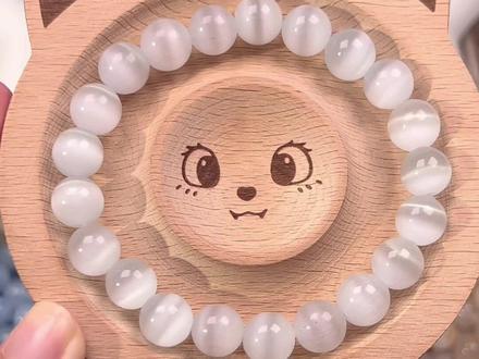 不懂怎么串绳子的宝贝们,今天教大家不用引针也可以串的教程来啦!#手工diy #珠珠手链diy #diy #串珠 #串手串