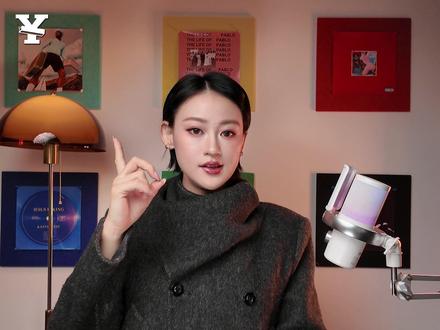 槽点最多的一届格莱美?Rosé身缠棉被,GAGA女王归来 今年的格莱美造型是真的话题度拉满:
GAGA依旧女王归来,Rosé身缠棉被
插排姐大胆出镜,比伯赤膊演出
Halo,大家,我是拥金,今天就和大家来看看本届格莱美的造型
也欢迎随时在评论区留言与分享你的观点
看看到底是辣还是瞎
#格莱美红毯 #rose朴彩英 #ladygaga #