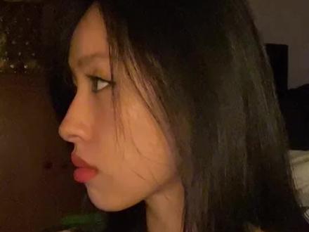 再多说一句,我用我鼻子戳你🥲