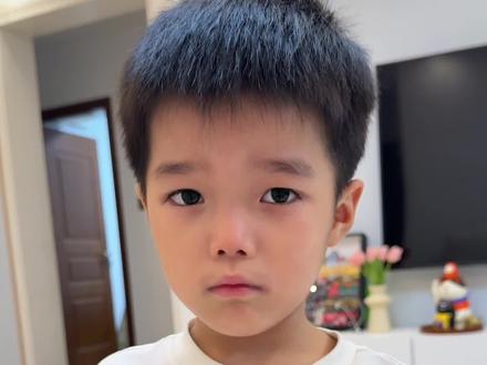 做一个勇于认对的妈妈 #一种新的道歉方式错不起我对了 #萌娃搞笑日常 #小男孩的崩溃瞬间 #日常生活