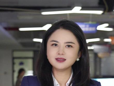 长桌宴摆起 拦门酒斟满 故乡备宴迎荒野“苗王”吴高书归来 #荒野求生 #苗王 #贵州 #天眼快评 #媒体精选计划