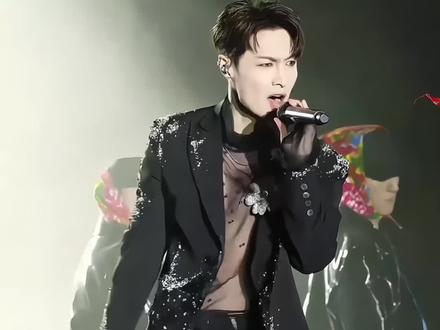 超帅的张艺兴大花轿动态壁纸来喽 张艺兴大花轿动态壁纸教程#张艺兴大花轿#张艺兴动态壁纸#张艺兴大花轿动态壁纸#张艺兴大花轿壁纸#所有人来看张艺兴这19秒 张艺兴大花轿动态图