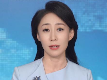 8元一张的奶皮子你敢买吗?内蒙古奶皮子糖葫芦爆火后 不良商家正在砸掉传统美食的招牌 需商家自律 监管发力 消费者擦亮眼睛#奶皮子 #糖葫芦 #打假