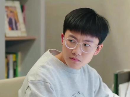 正义女神:14岁恶魔男孩杀死补习老师,而后逼律师妈妈帮他做伪证#正义女神少年案硬核尺度 #正义女神 #佘诗曼 #谭耀文 #陈炜