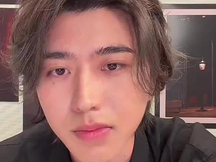 啊啊啊啊啊啊啊我开心死了啊啊啊啊啊哈哈哈哈哈哈#蔡徐坤 #直播 #弹幕互动 #热门 #追星