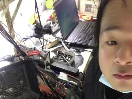 联想的笔记本电脑键盘坏了,换键盘